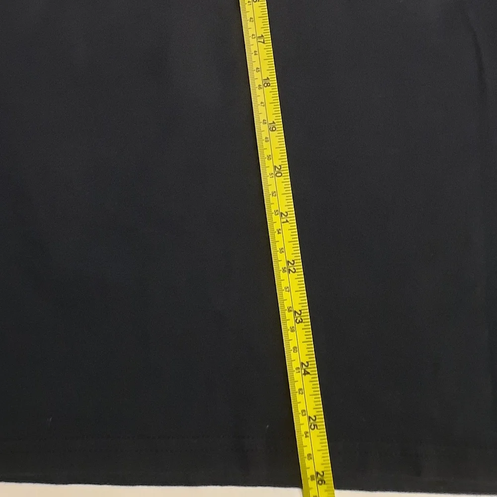 Alt bunny Graphic t-shirt - Picture 4 of 5